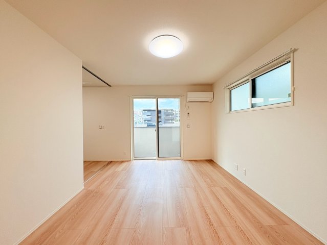 D-ROOM羽屋の居間写真