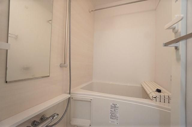 バス・シャワールーム　別タイプ部屋　参考写真です