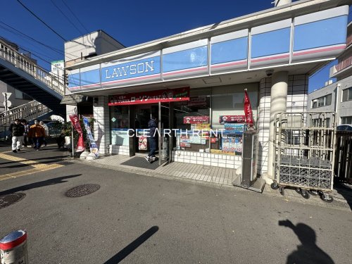 コンビニ　ローソン 西横浜駅前店（コンビニ）まで907m