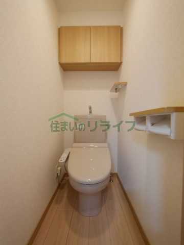 トイレ　別部屋の参考写真です