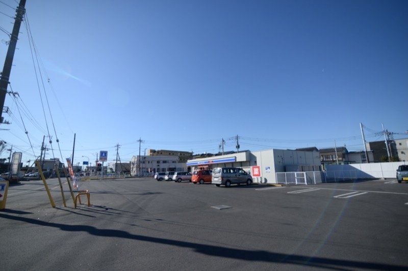 コンビニ　ローソン水戸四中入口店（コンビニ）まで470m