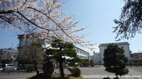 小学校　吉田小学校（小学校）まで510m