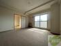 居室・リビング　広くてキレイなお部屋が広がっていて、充実した生活が送れそう。