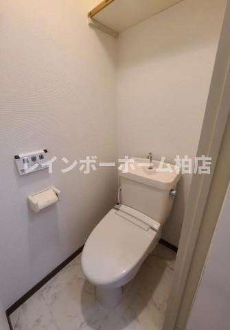 トイレ　清潔感のあるトイレです