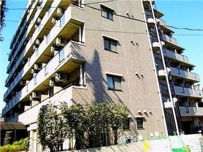 建物外観　鉄筋コンクリート造のマンションです。
