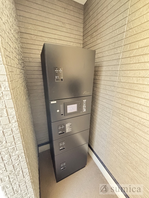 エントランス　便利な宅配ＢＯＸもあります♪♪