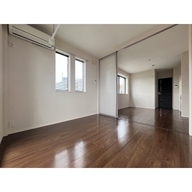 居室・リビング　※他部屋参考写真※