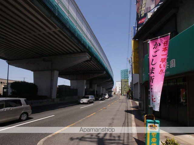 その他　前面道路（その他）まで0m
