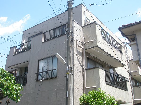 2DK Mansion in Nakano, Tokyo