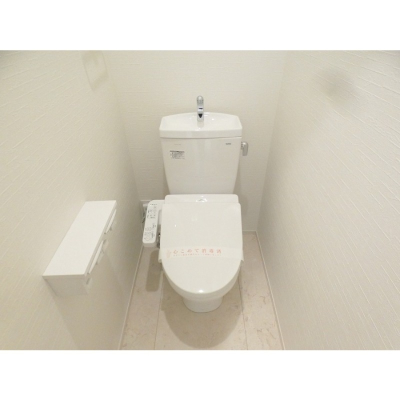 トイレ　ウォシュレット設置済み