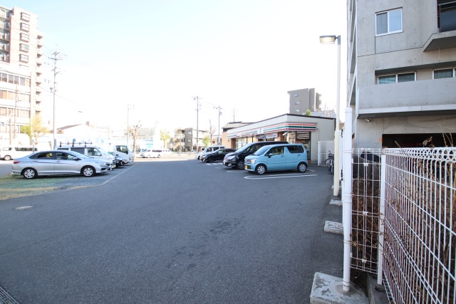 コンビニ　セブン‐イレブン 名古屋新出来２丁目店（コンビニ）まで100m