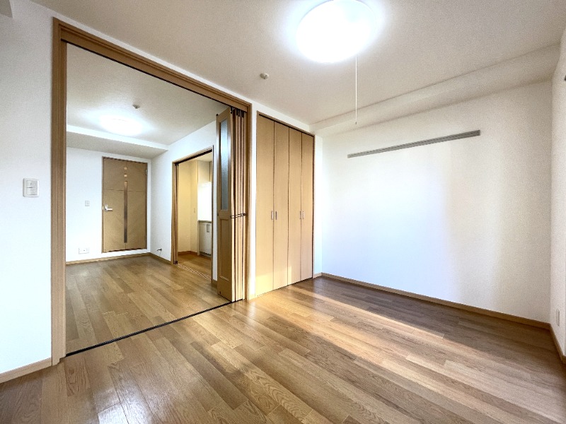 M’sレジデンス神戸の居間写真