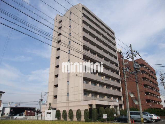 建物外観　南向きの大型マンションです。