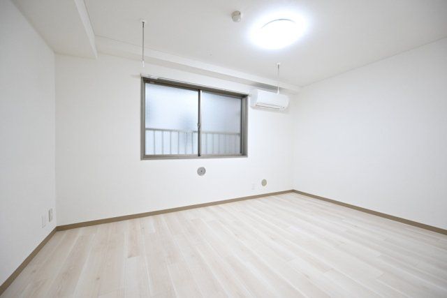 ハイツ若草の居間写真