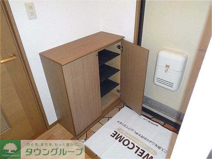 玄関　お問合せはタウンハウジングまで！※現地待合わせ相談可能