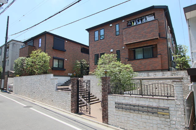 建物外観　★「井荻」駅徒歩３分・大手メーカー施工★