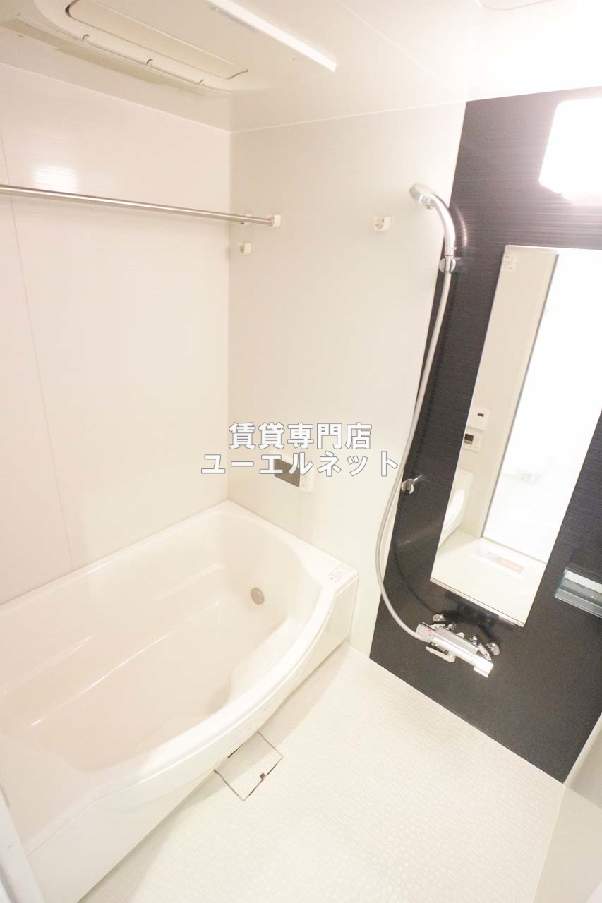 地下鉄御堂筋線 江坂駅 徒歩7分 14階建 築16年の風呂写真
