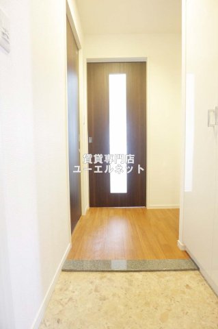 地下鉄御堂筋線 江坂駅 徒歩7分 14階建 築16年の玄関写真