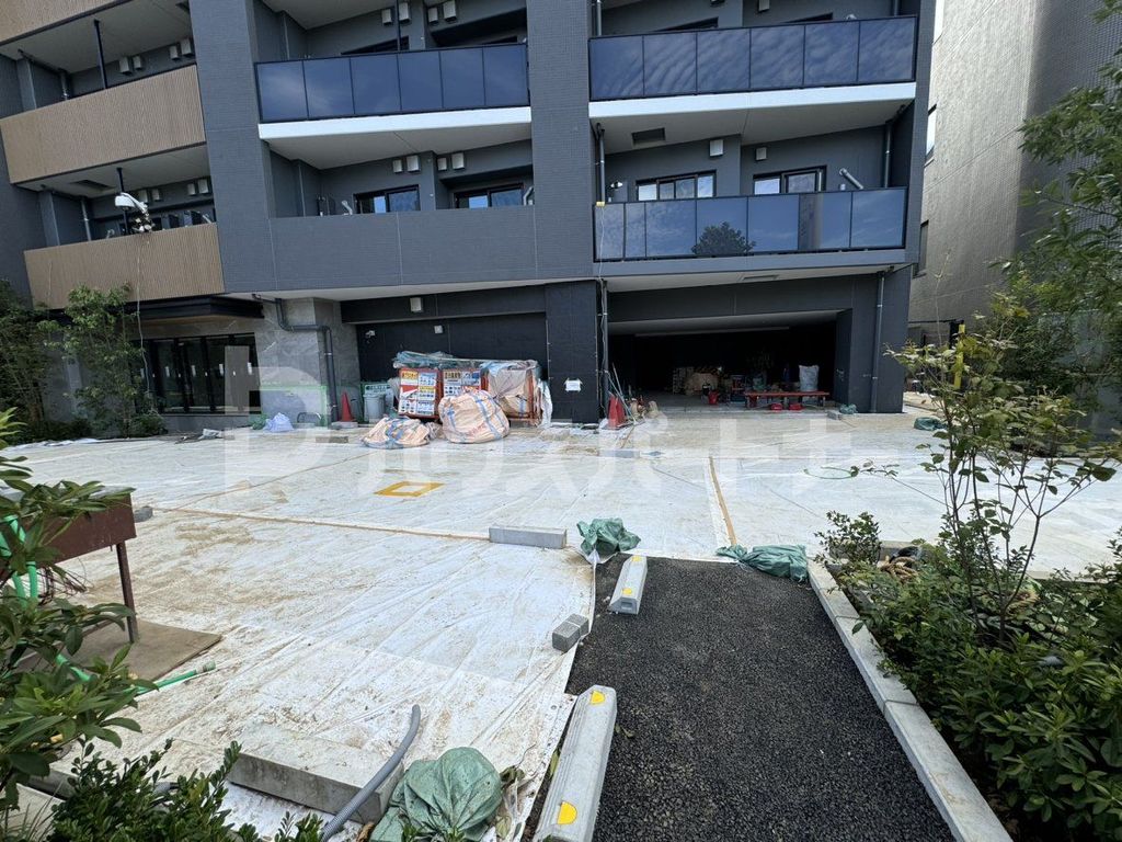 都営三田線 志村坂上駅 徒歩6分 8階建 築2年の外観写真