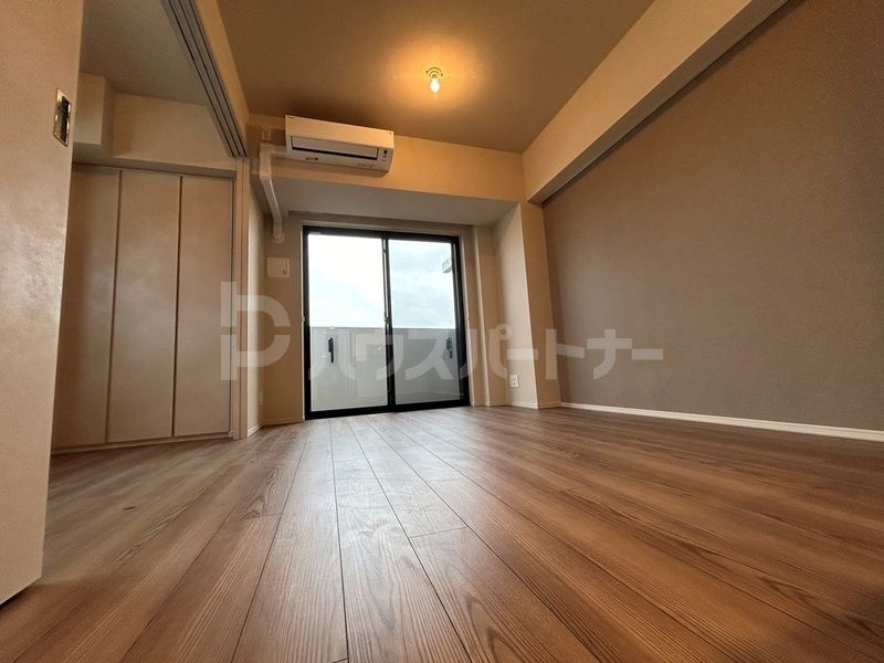 都営三田線 志村坂上駅 徒歩6分 8階建 築2年の居間写真