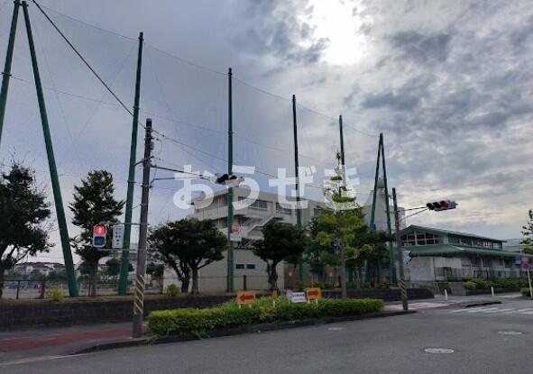 眺望　横浜市立並木中学校まで2 053m