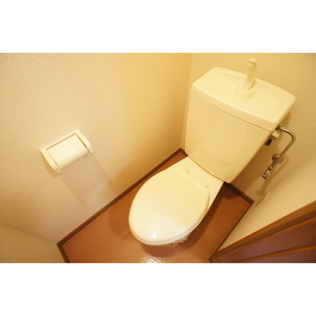 トイレ　バストイレは別々です