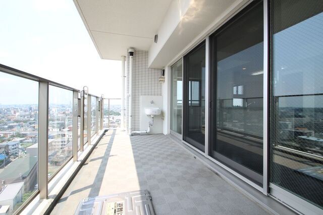 バルコニー　※別部屋の写真のため、原状優先です。