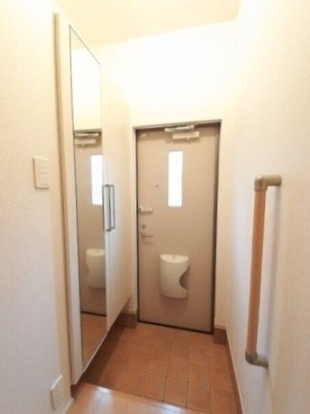 ブリーゼ北の玄関写真