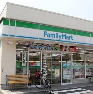 コンビニ　ファミリーマート南越谷一丁目南店（コンビニ）まで4976m
