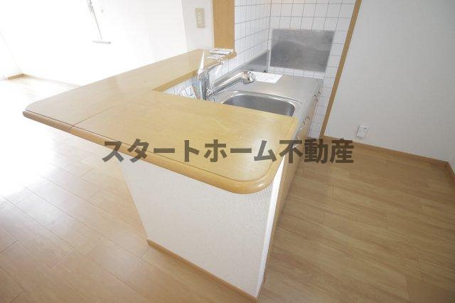 ＪＲ高徳線 佐古駅 徒歩47分 2階建 築23年のキッチン写真