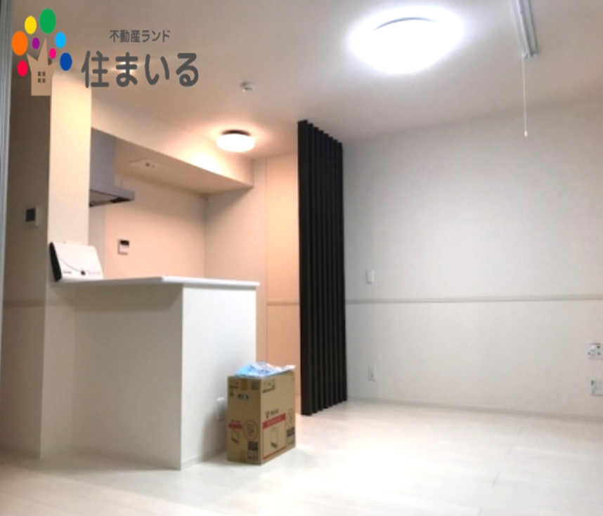 地下鉄鶴舞線 塩釜口駅 徒歩10分 3階建 築10年の居間写真