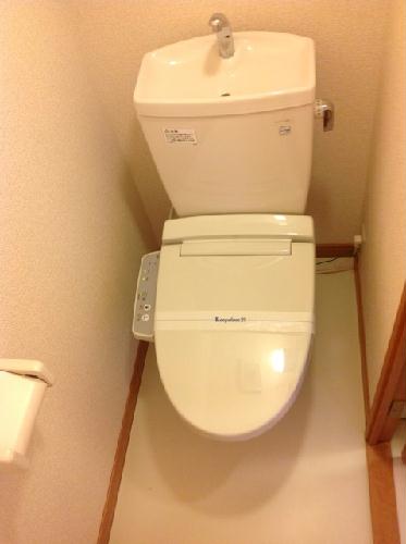 トイレ　温水洗浄便座付き