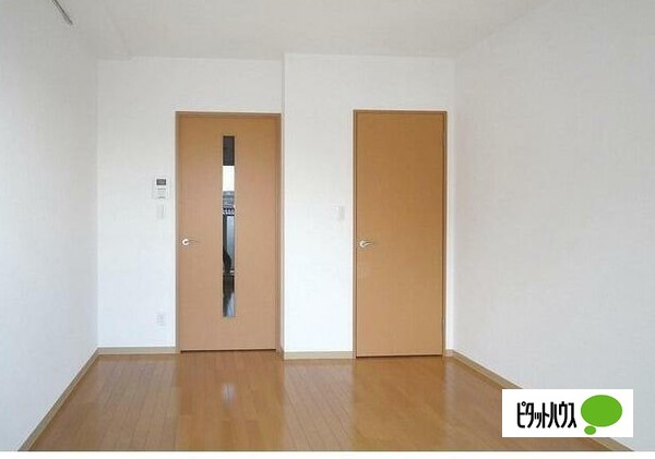 居室・リビング　※他の部屋参考写真