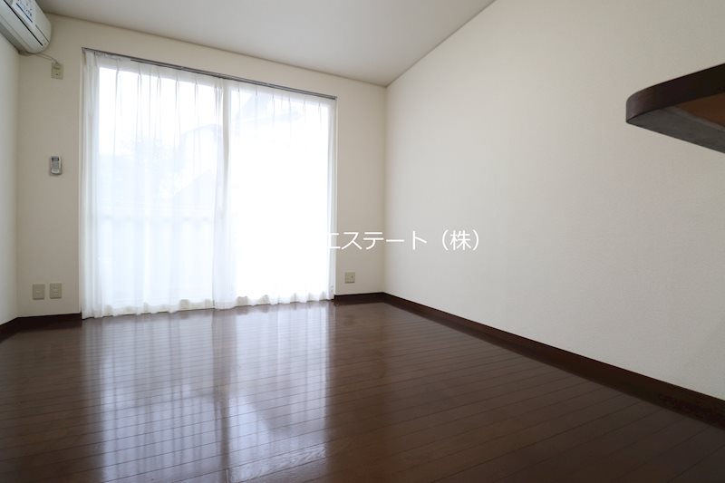 その他部屋・スペース　洋室別角度です♪