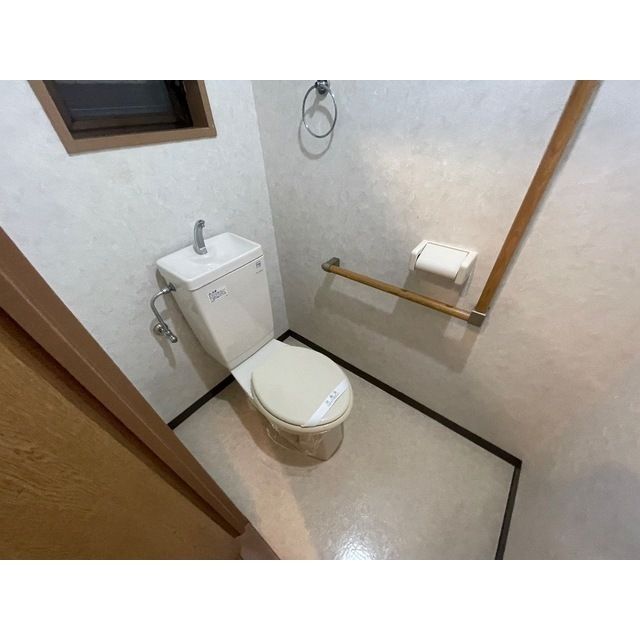 【あきる野市秋川のマンションのトイレ】