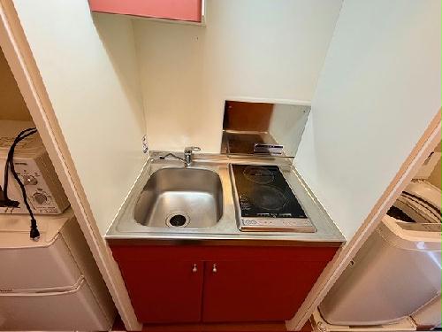 キッチン　設備・仕様は号室により異なる為、現状を優先いたします