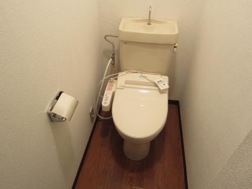 【新座市石神のマンションのトイレ】