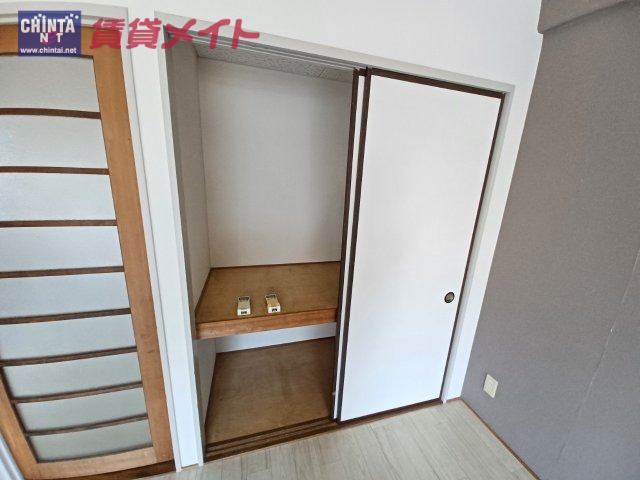 【鈴鹿市西条のマンションの収納】