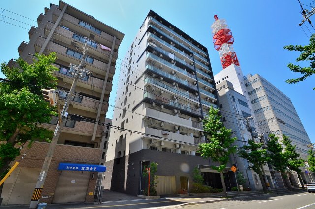 エステムプラザ神戸大開通ルミナスの建物外観