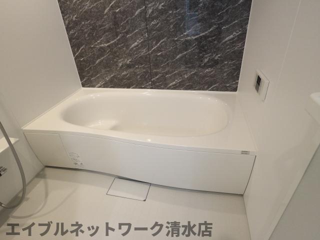 バス・シャワールーム　きれいなお風呂です