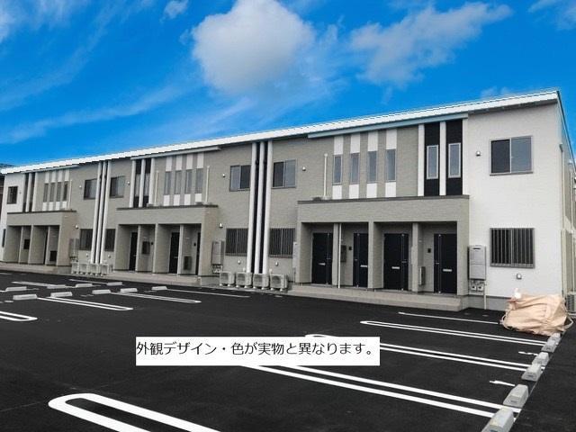 【燕市井土巻新築アパートの建物外観】