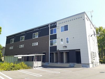 クレイトンパーク鶴ケ岱の建物外観