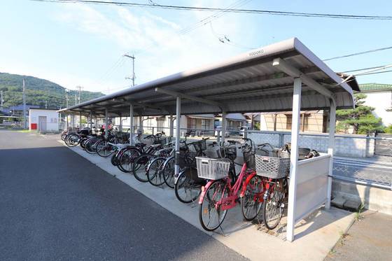 【岡山市東区西大寺松崎のマンションのその他】