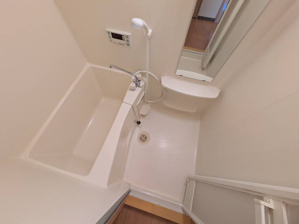 バス・シャワールーム　浴室