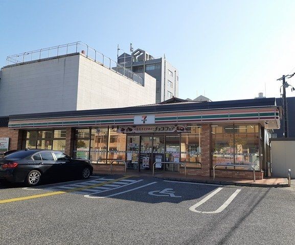 コンビニ　セブンイレブン彦根駅前店様（コンビニ）まで650m