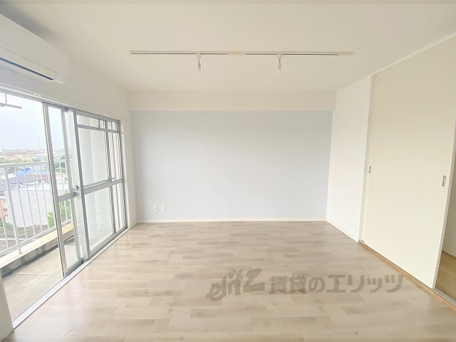 居室・リビング　洋室