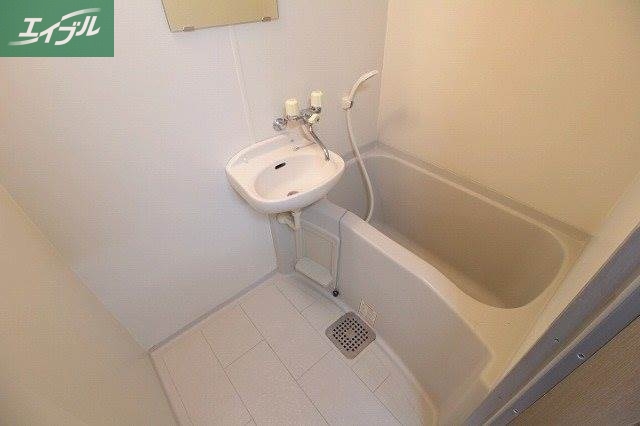 バス・シャワールーム　お風呂（同タイプです）