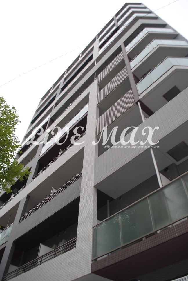 建物外観　家具家電付マンション