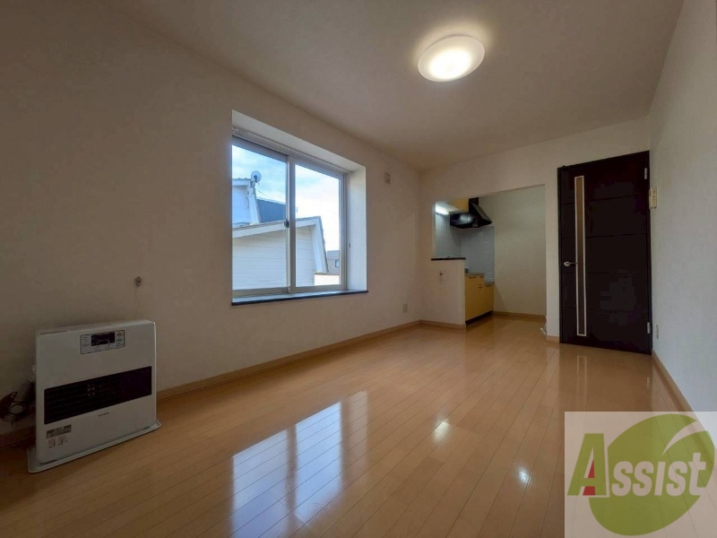 居室・リビング　広くてキレイなお部屋が広がっていて、充実した生活が送れそう。