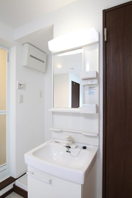 洗面設備　洗面所